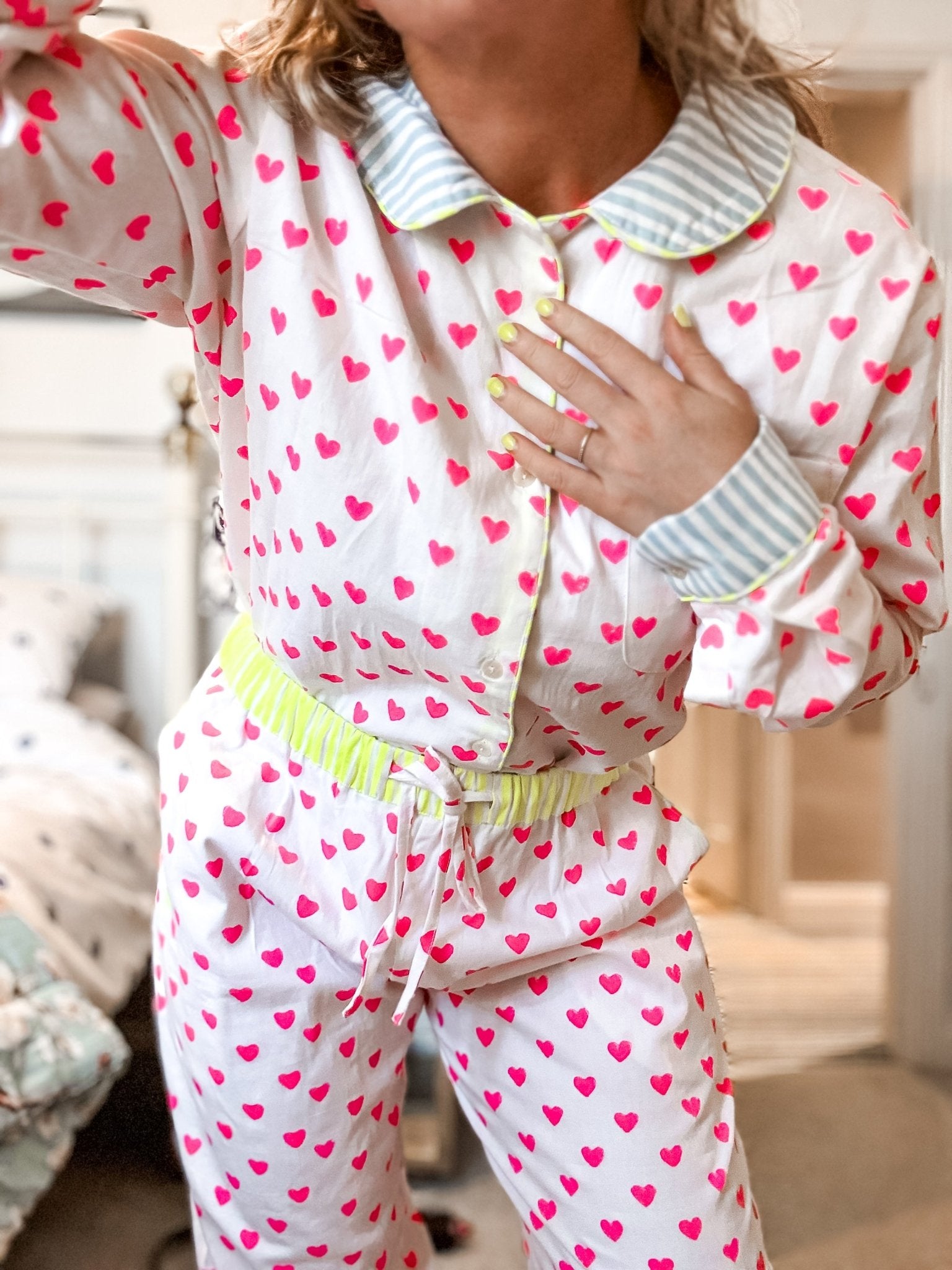 GOTS Organic Twill Pyjamas | Pink Hearts - Bombaby