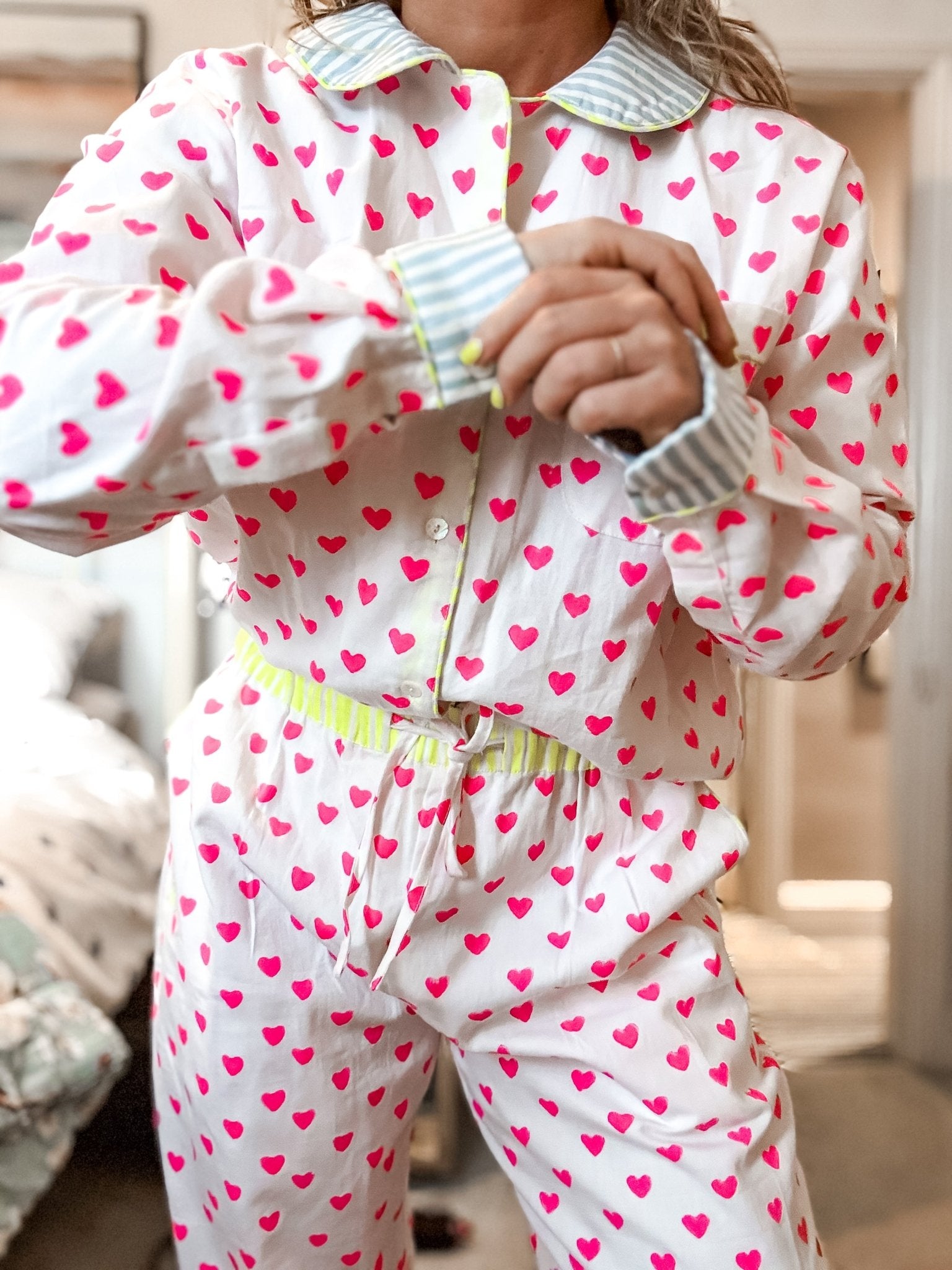 GOTS Organic Twill Pyjamas | Pink Hearts - Bombaby