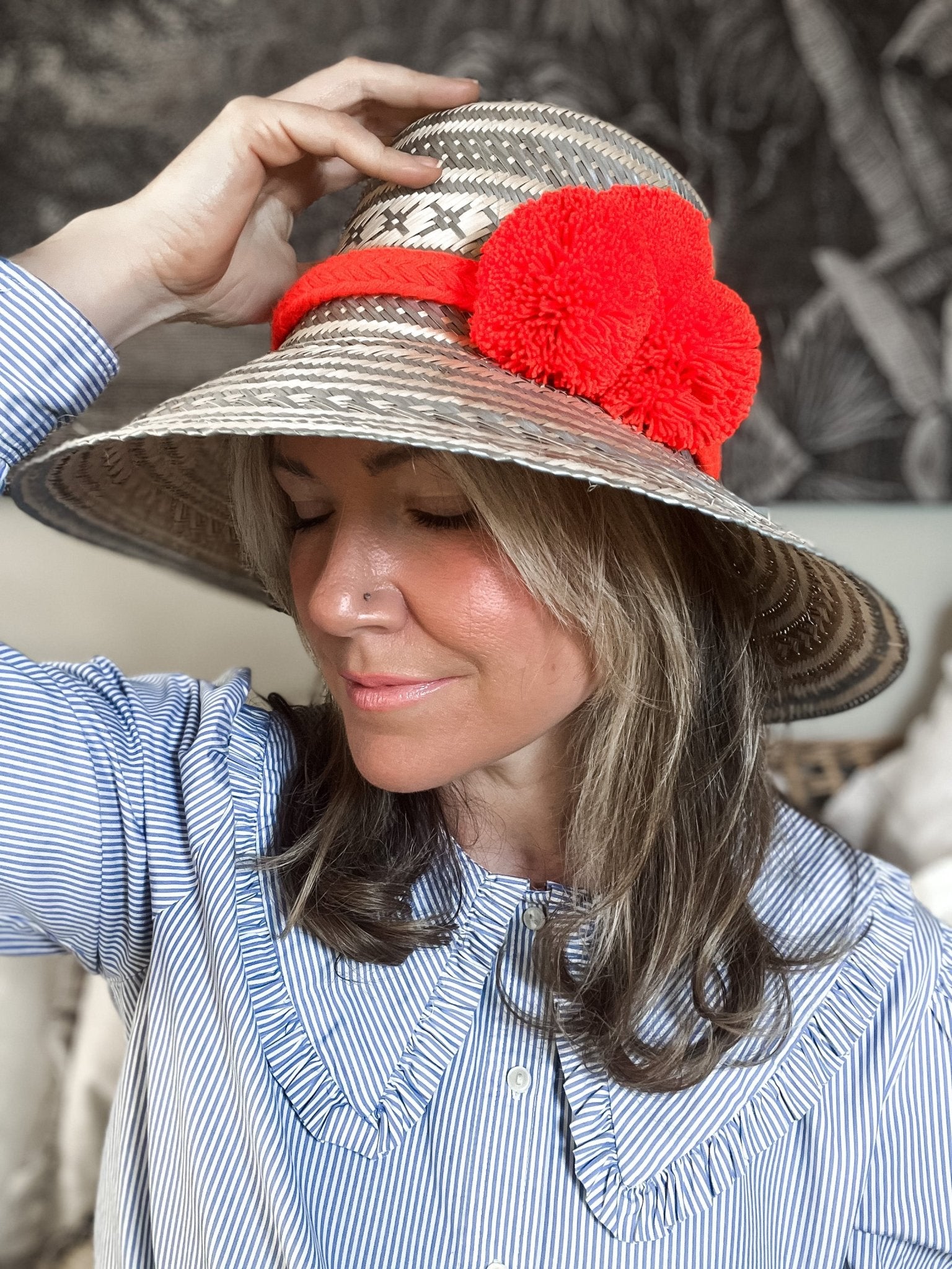 The Dahlia | Handmade Wayuu Pompom Hat - Bombaby