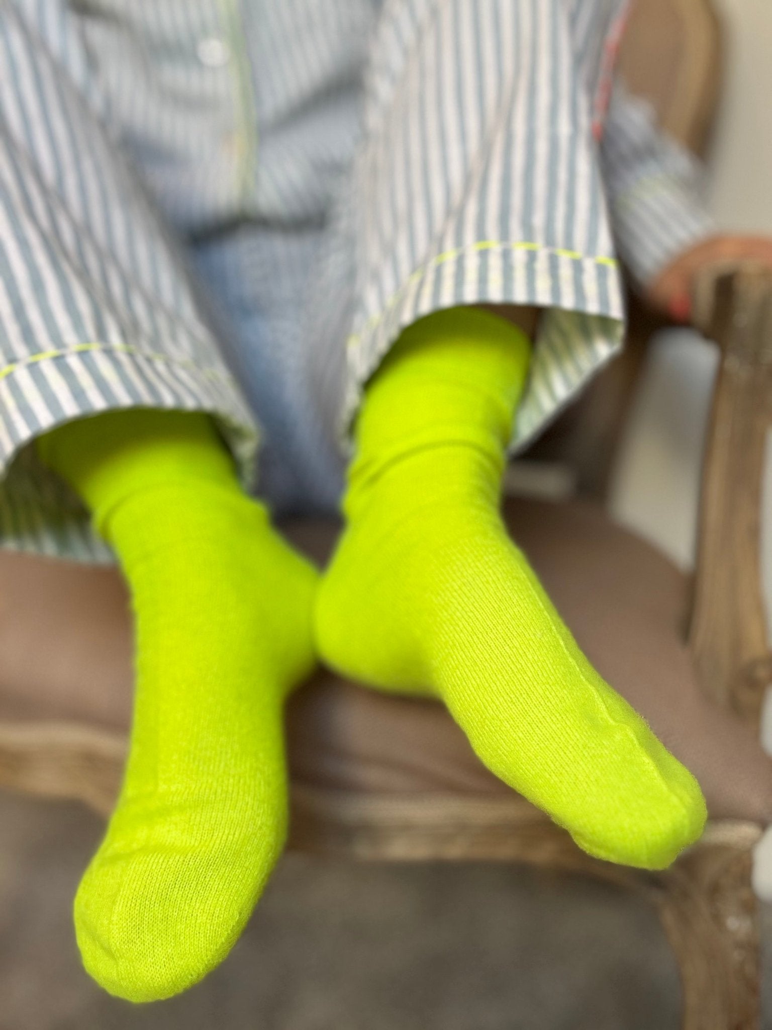Cashmere Bed Socks | Neon Yellow - Bombaby