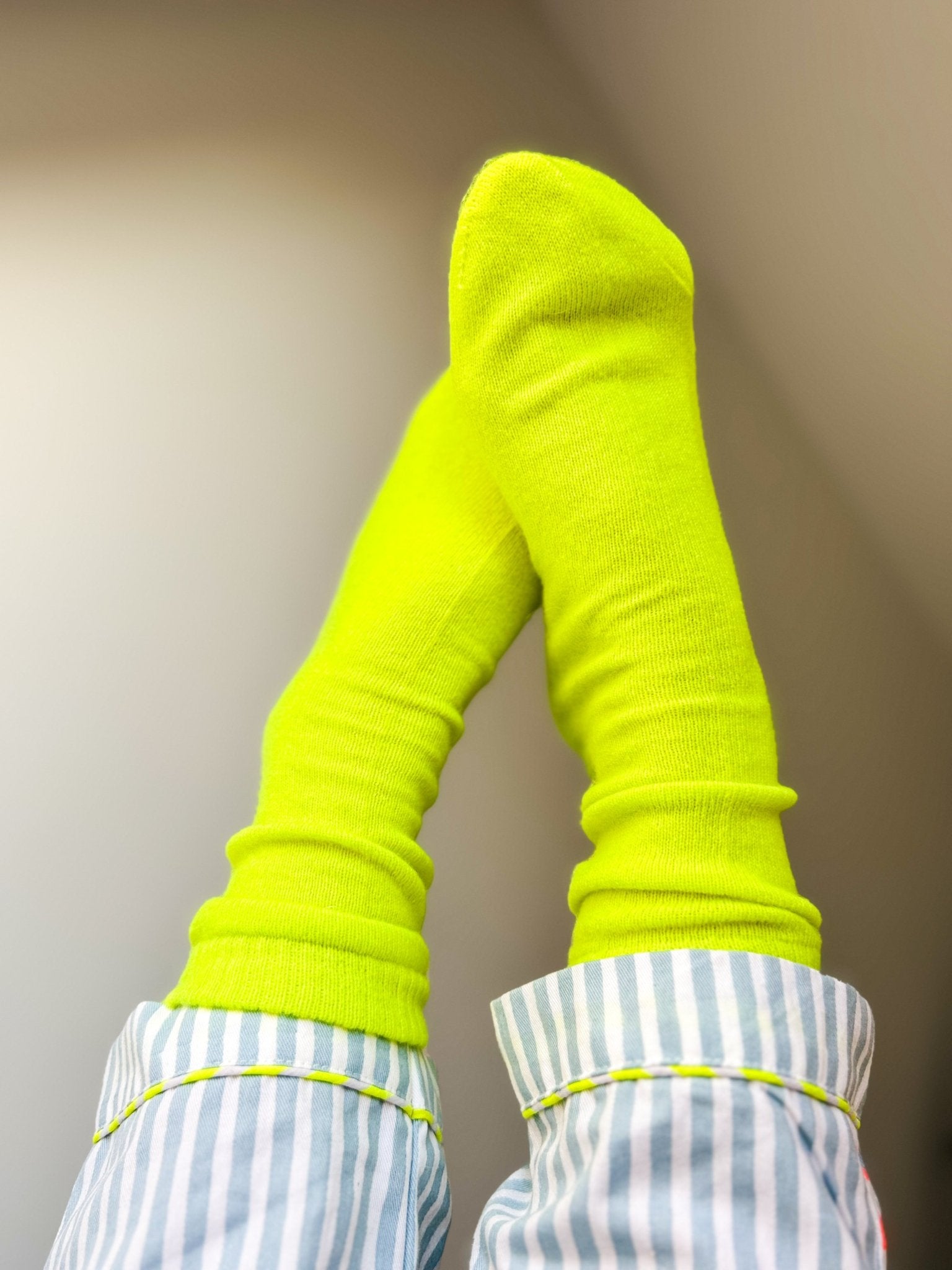 Cashmere Bed Socks | Neon Yellow - Bombaby