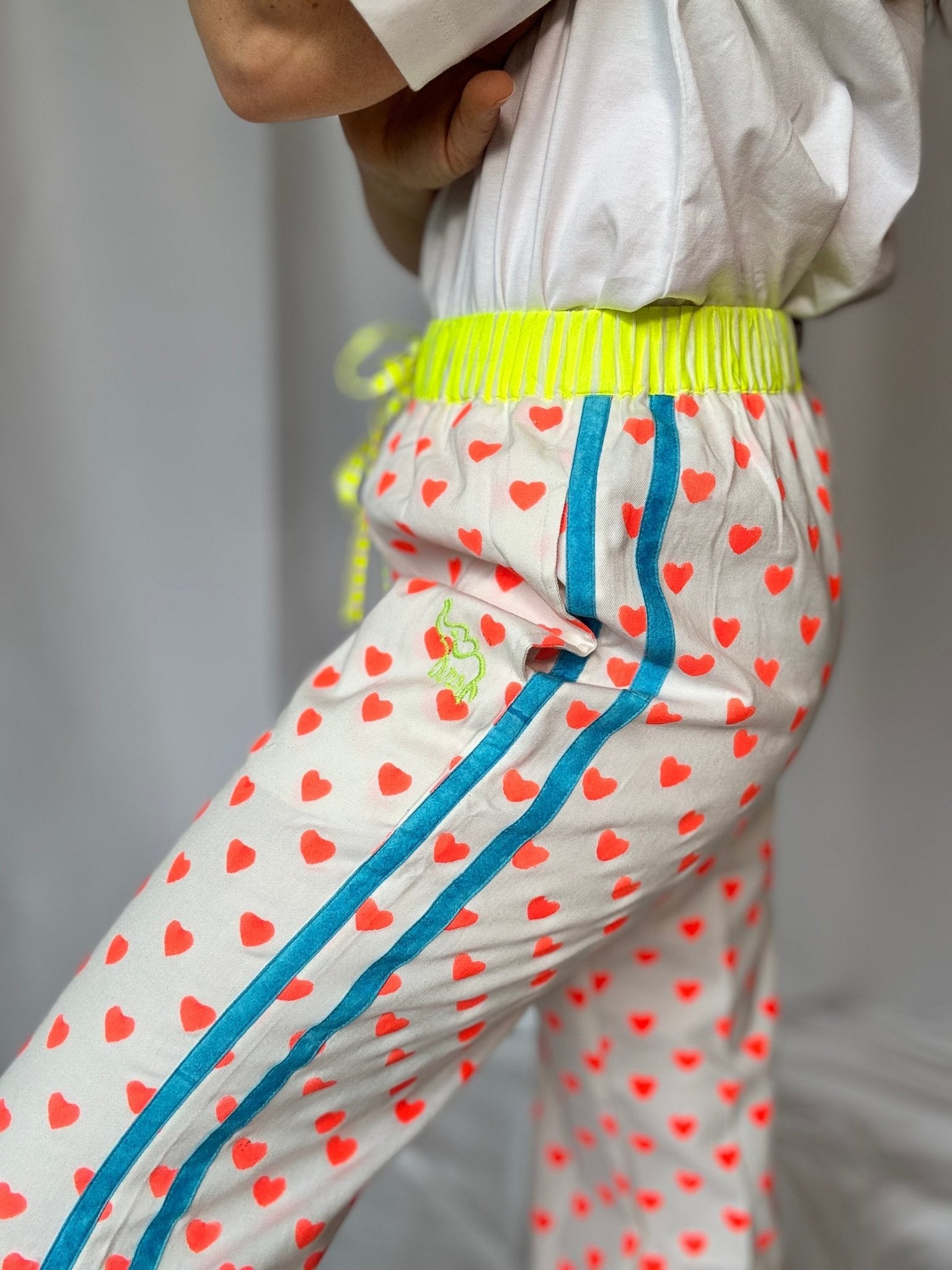 Customised Wide - Leg Pants | Neon Orange Hearts - Bombaby