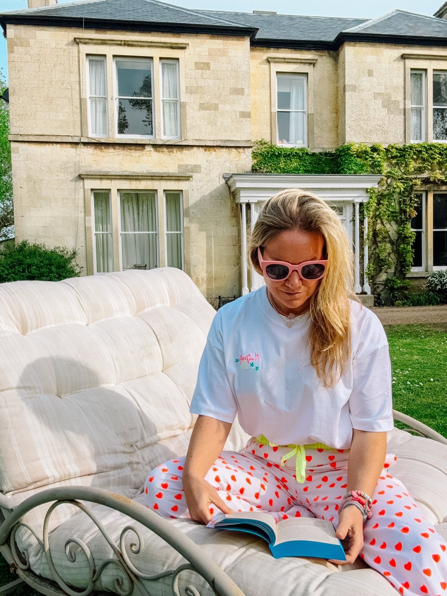 Customised Wide - Leg Pants | Neon Orange Hearts - Bombaby