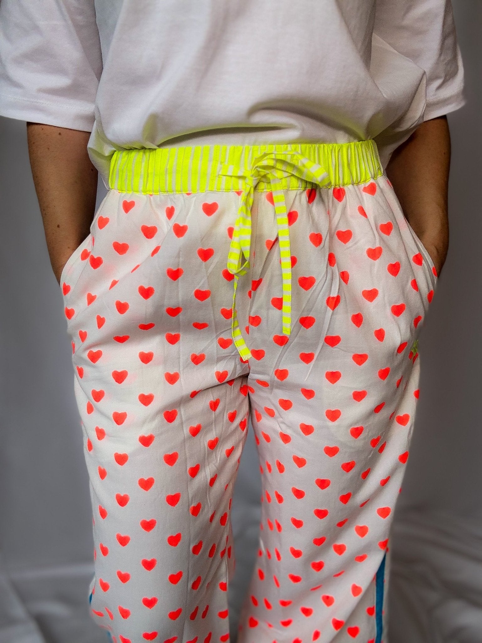 Customised Wide - Leg Pants | Neon Orange Hearts - Bombaby