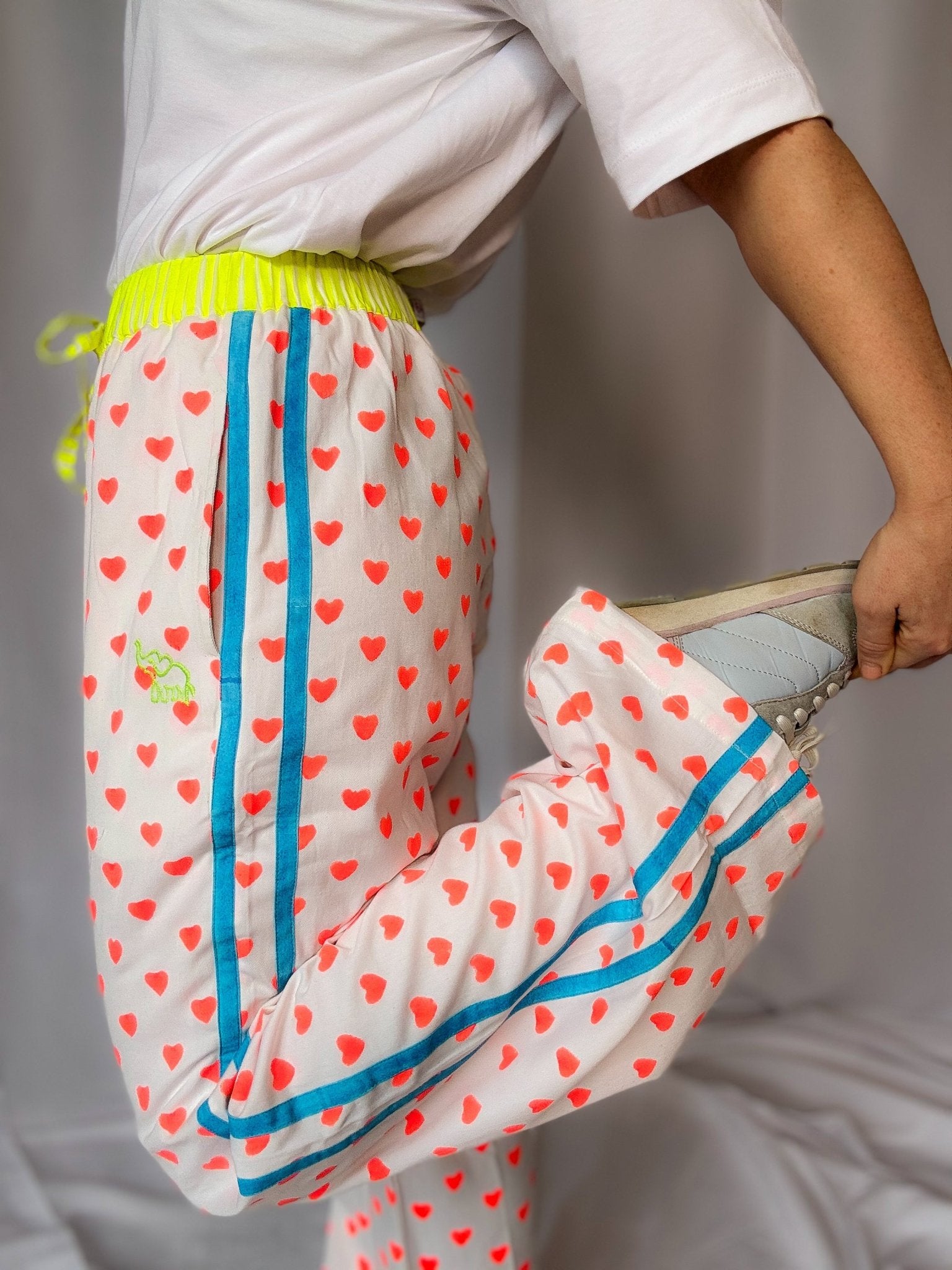 Customised Wide - Leg Pants | Neon Orange Hearts - Bombaby