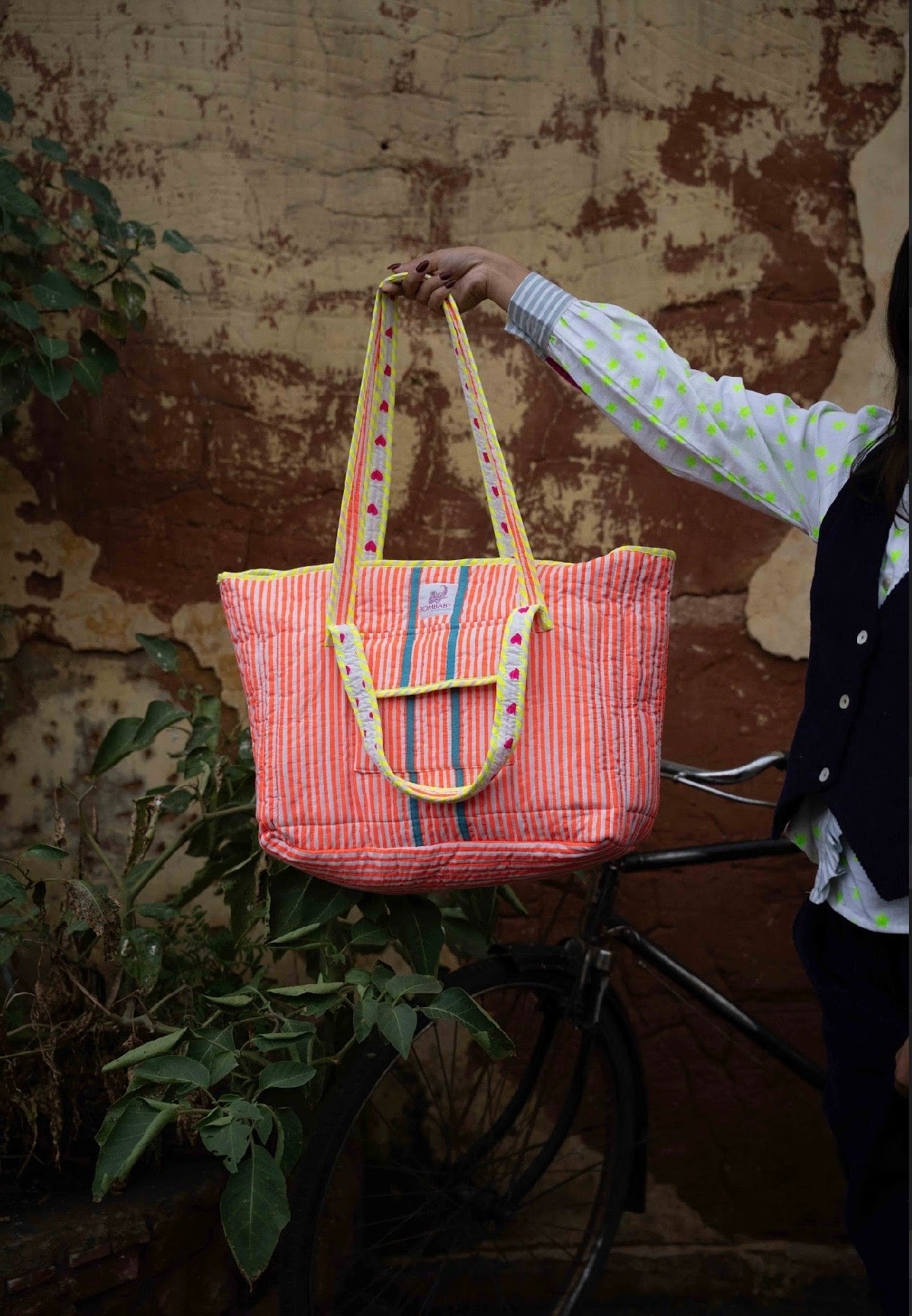 Customised Zipped Travel Tote | Spritz - Bombaby