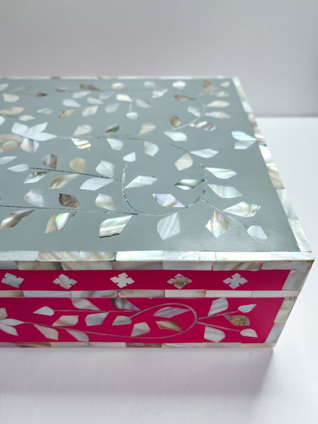 Dove Grey & Pink | Large Mother of Pearl Jewellery Box - Bombaby