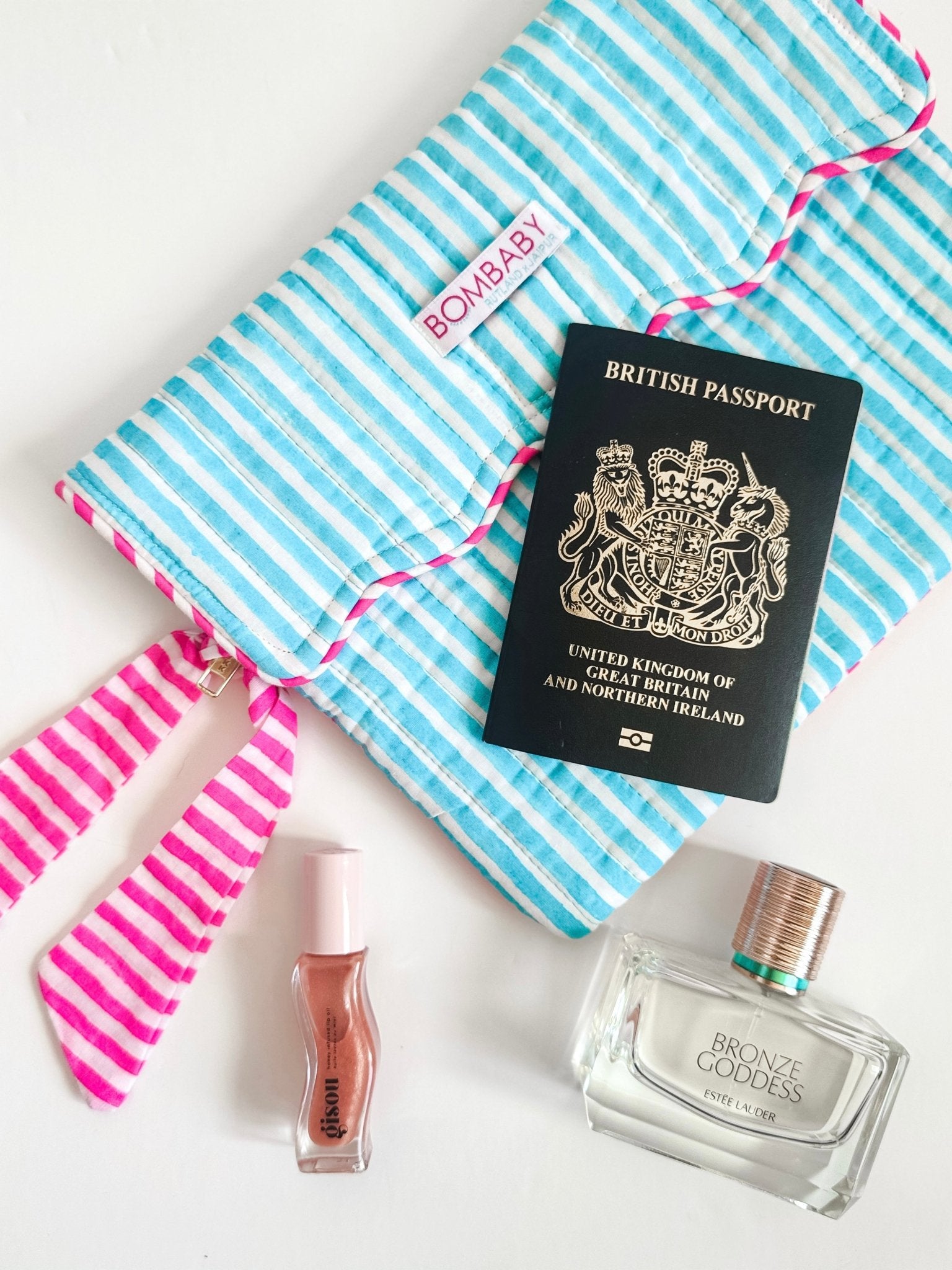 Jet Set Travel Wallet - Bombaby