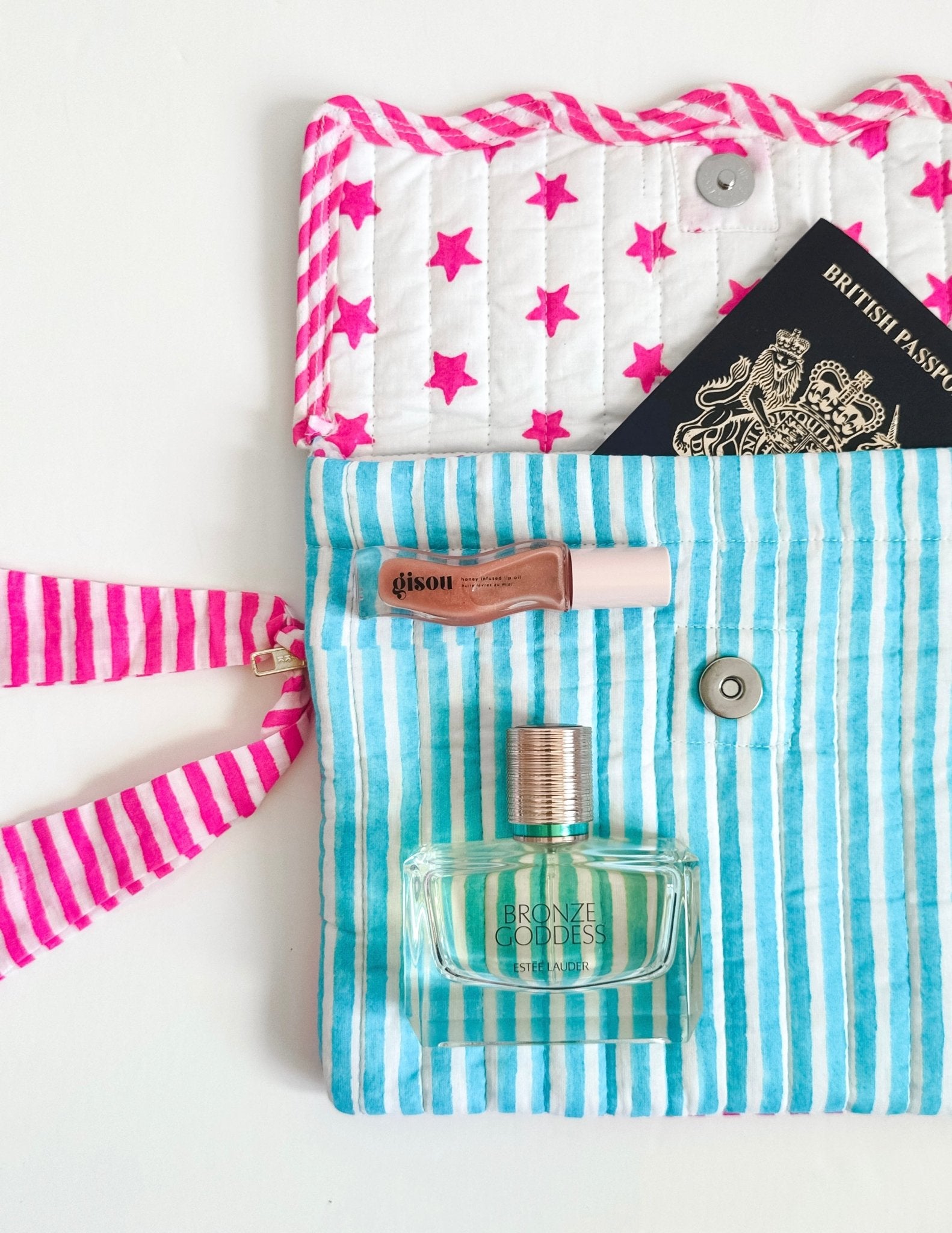 Jet Set Travel Wallet - Bombaby
