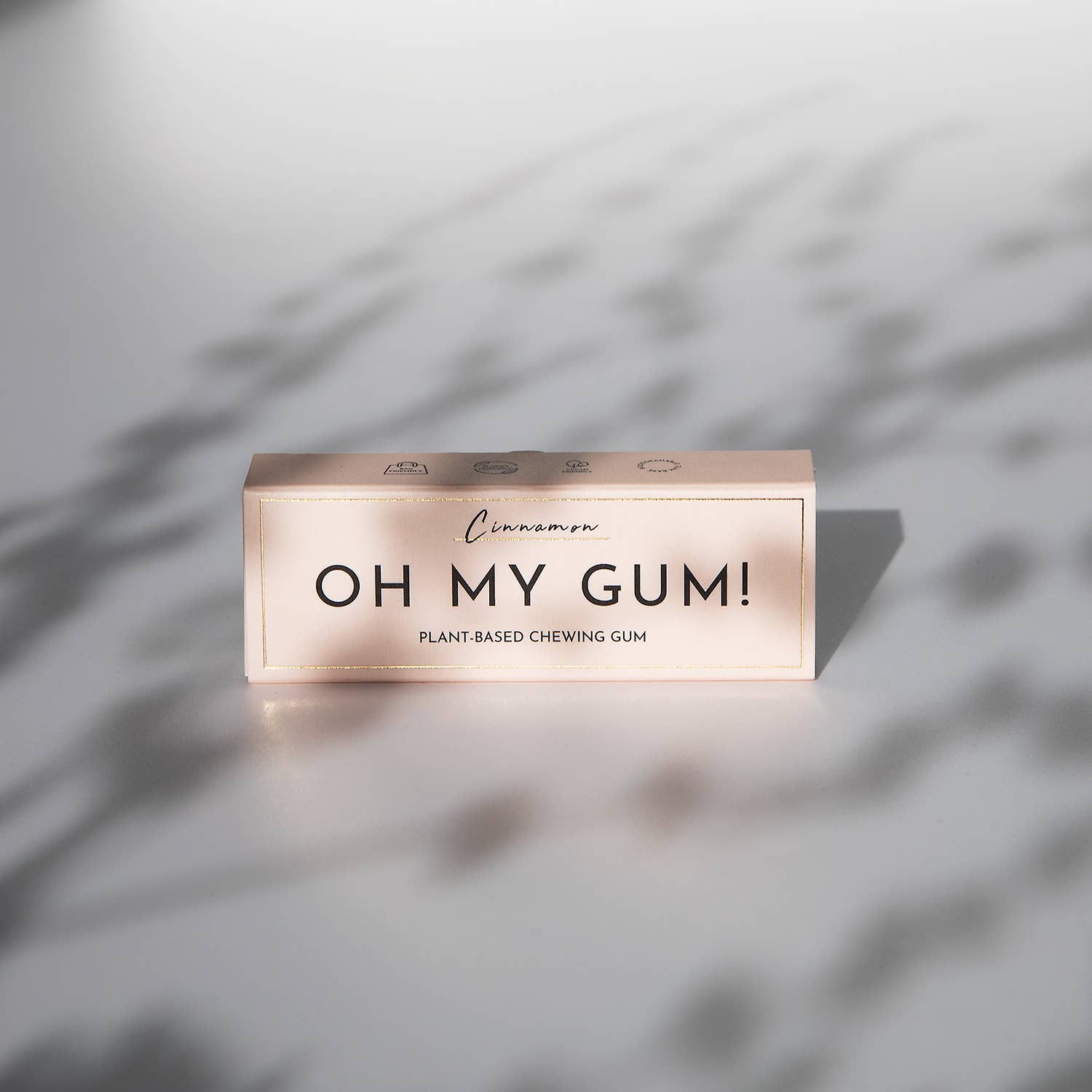 OH MY GUM! | Cinnamon Chewing Gum - Bombaby