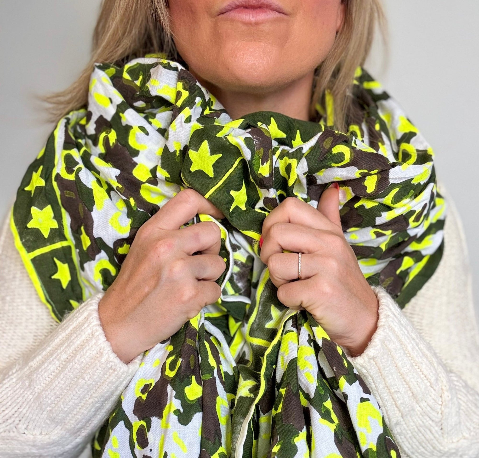 Oversized Handprinted Scarf | Rebel camo - Bombaby