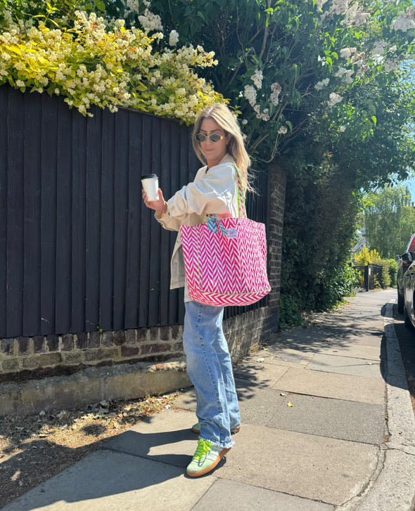 Quilted Tote Bag | Neon Pink - Bombaby