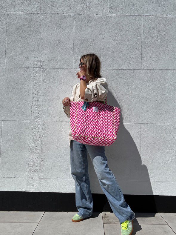 Quilted Tote Bag | Neon Pink - Bombaby