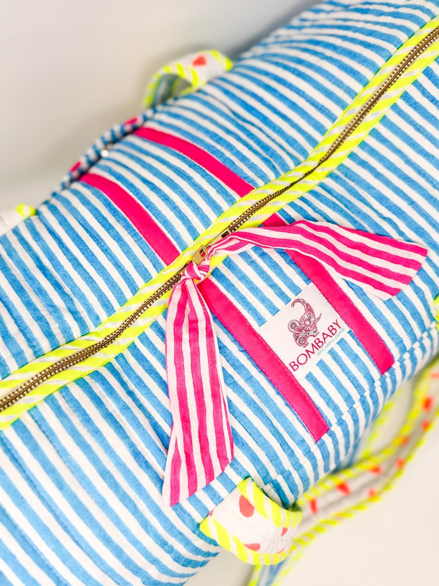 Quilted Weekend Bag | Malibu Pop - Bombaby