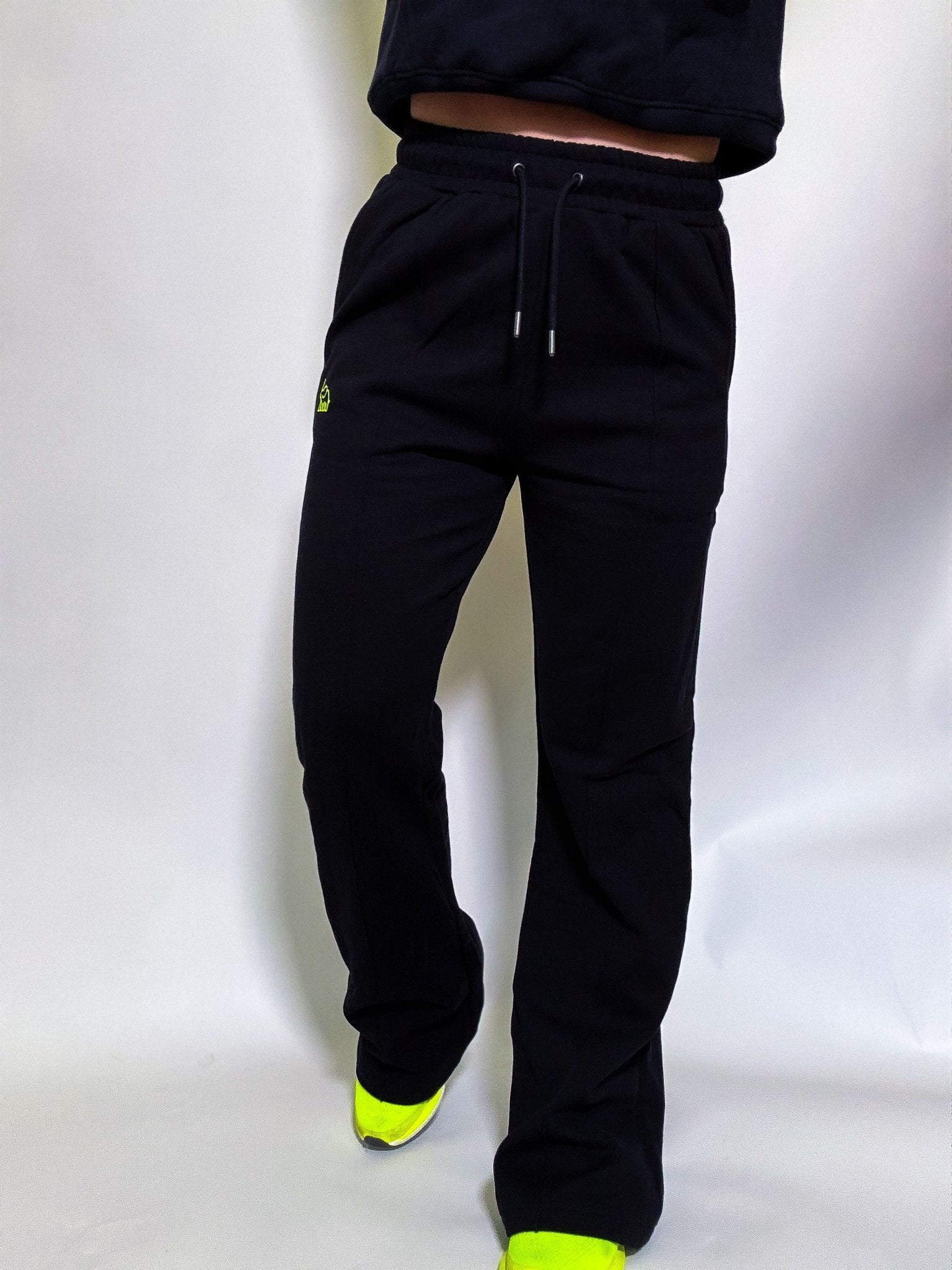 Rebel Sweatpants | Sueded Black - Bombaby