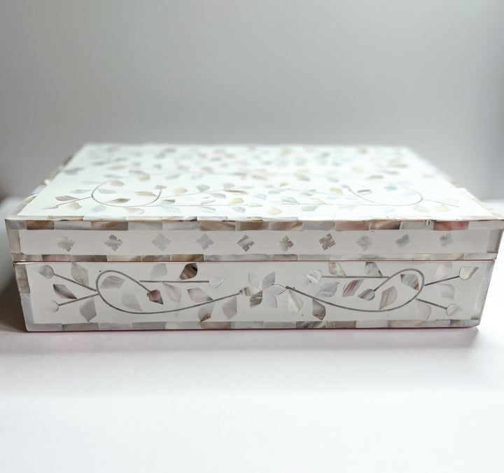 Sandy Shores | Large Mother of Pearl Jewellery Box - Bombaby
