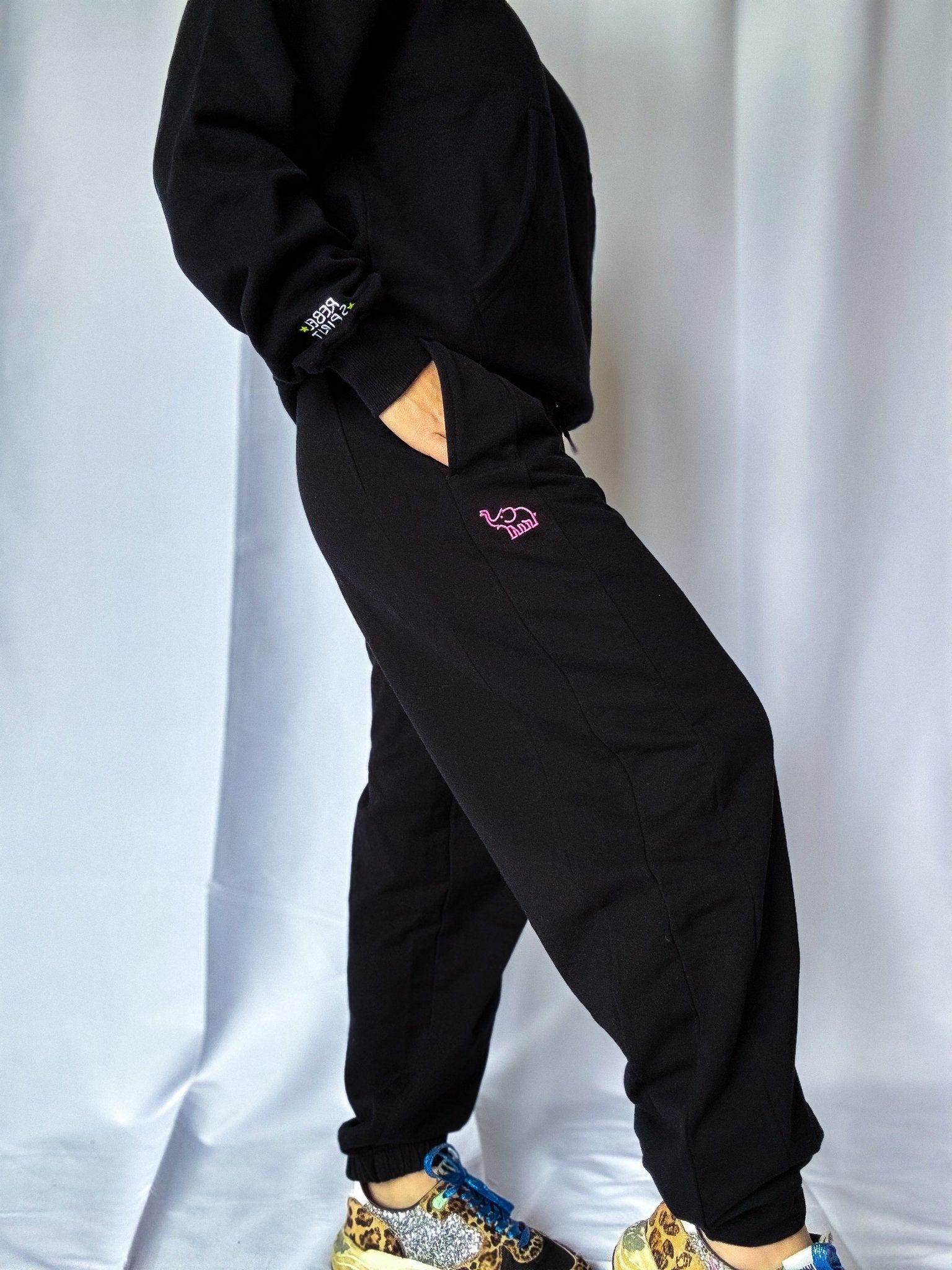 The Barrel Leg Rebel Joggers | Black PRE ORDER - Bombaby