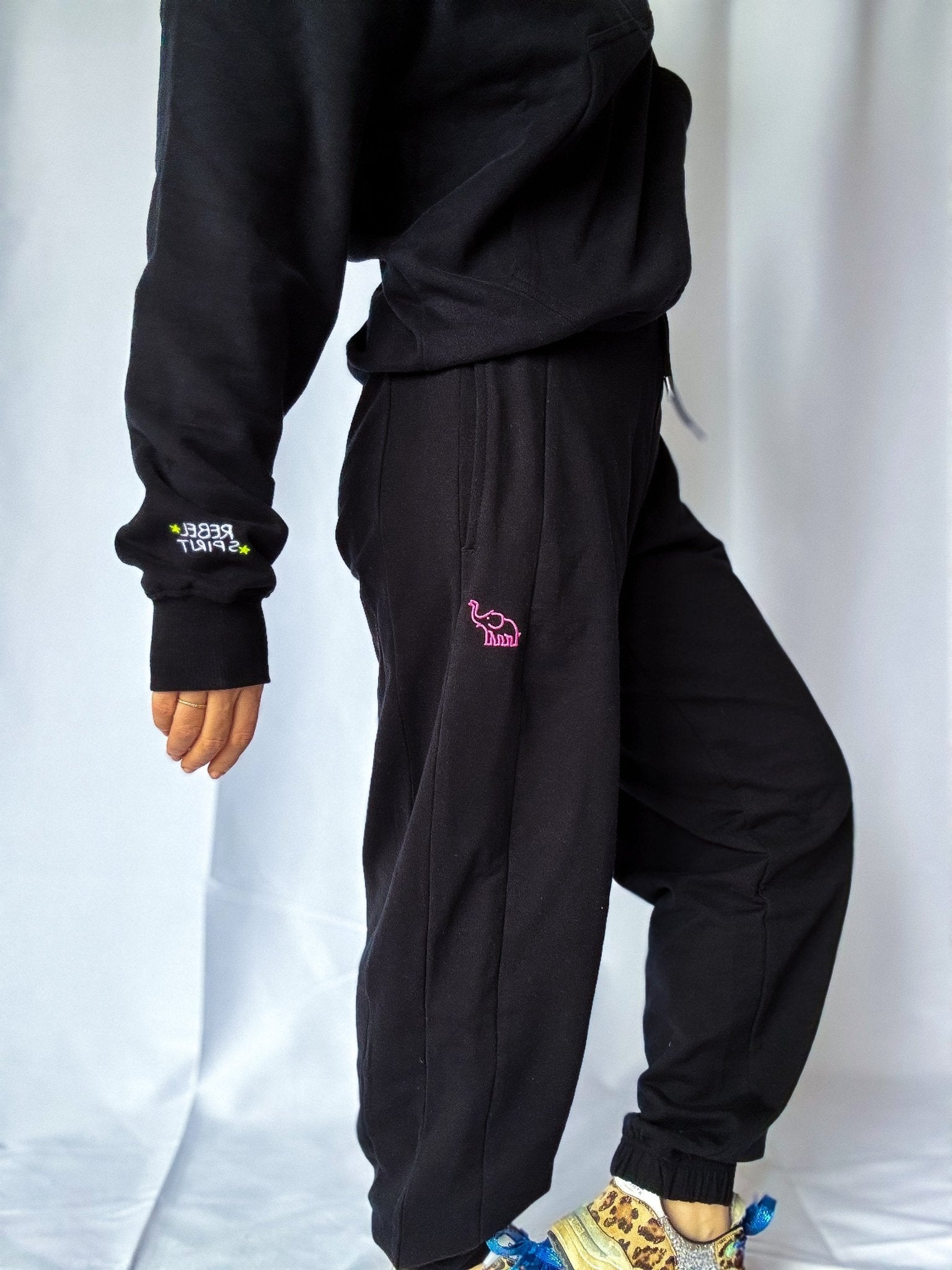 The Barrel Leg Rebel Joggers | Black PRE ORDER - Bombaby
