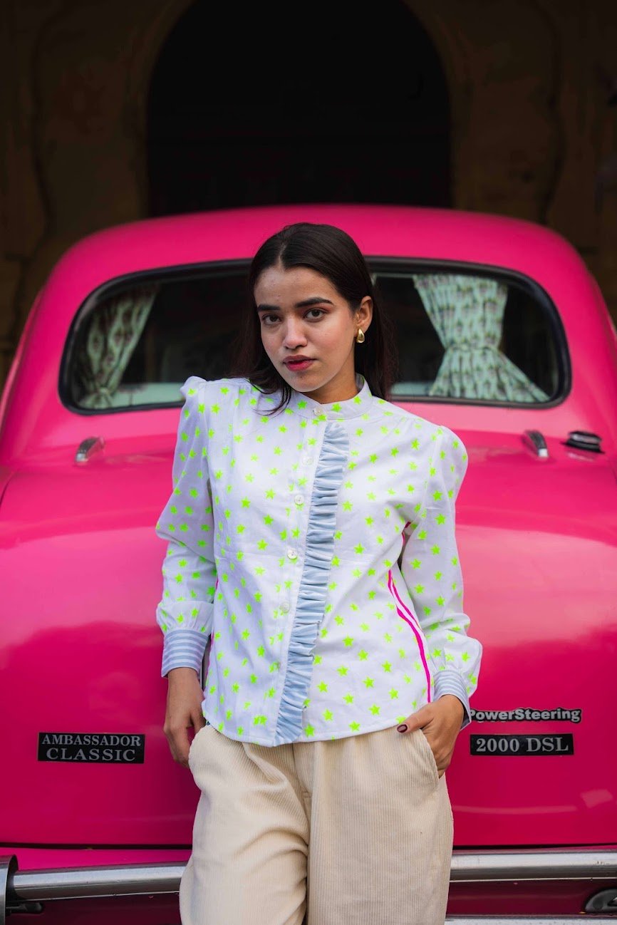 The OMG Shirt | Neon Hearts - Bombaby