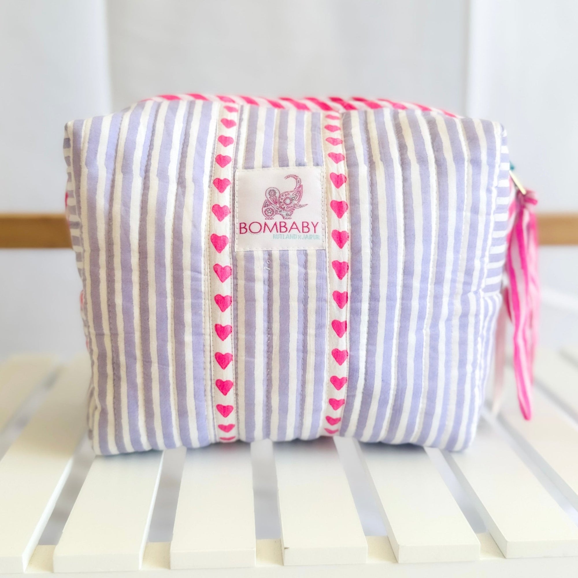 The Rebel Kit Bag | Love Hearts - Bombaby