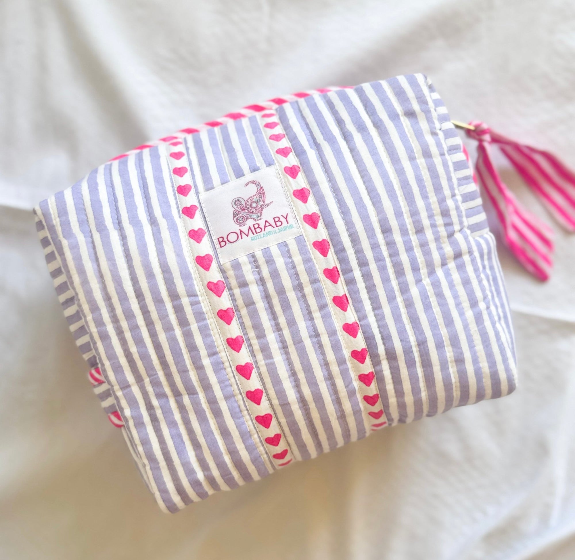 The Rebel Kit Bag | Love Hearts - Bombaby