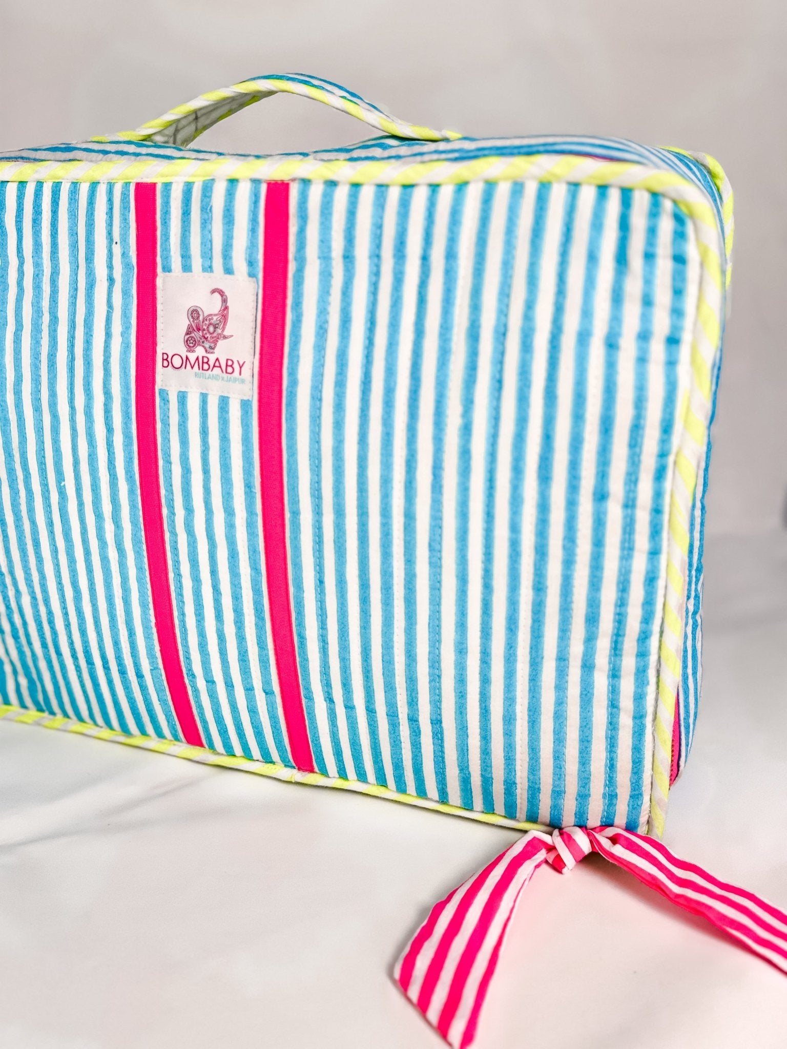 The Rebel Suitcase | Malibu Pop - Bombaby