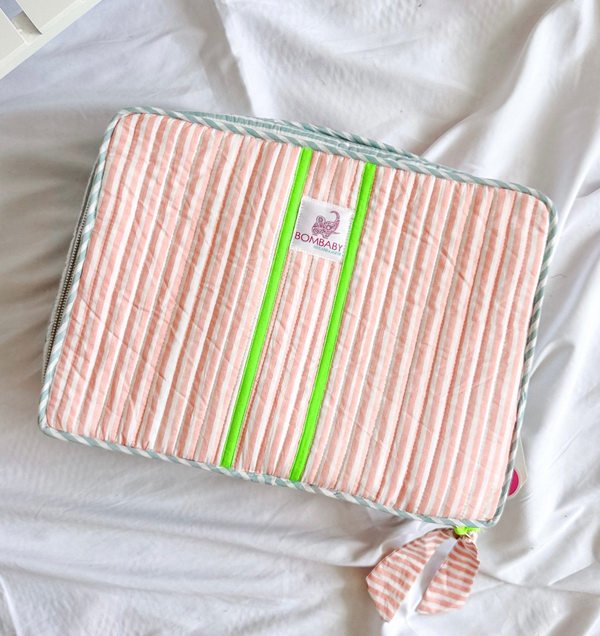 The Rebel Suitcase | Sunwashed Pink - Bombaby