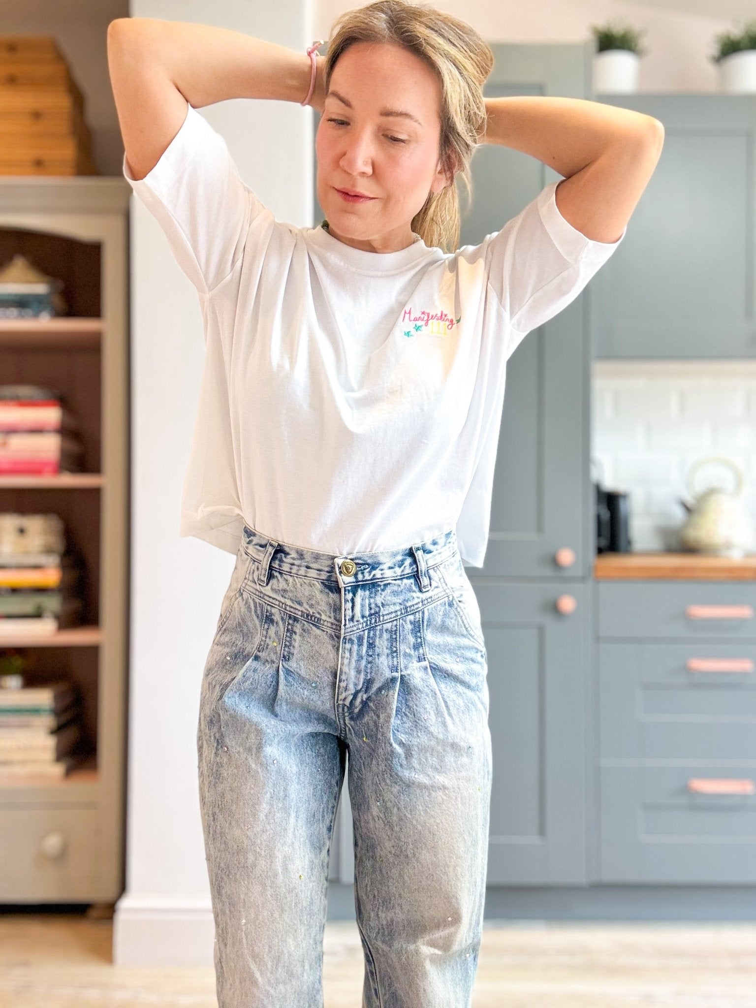 The Rebel T-Shirt | Manifesting - Bombaby