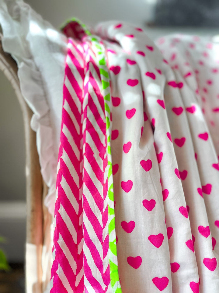 Handmade Block Print Blanket | Pink Hearts XL - Bombaby