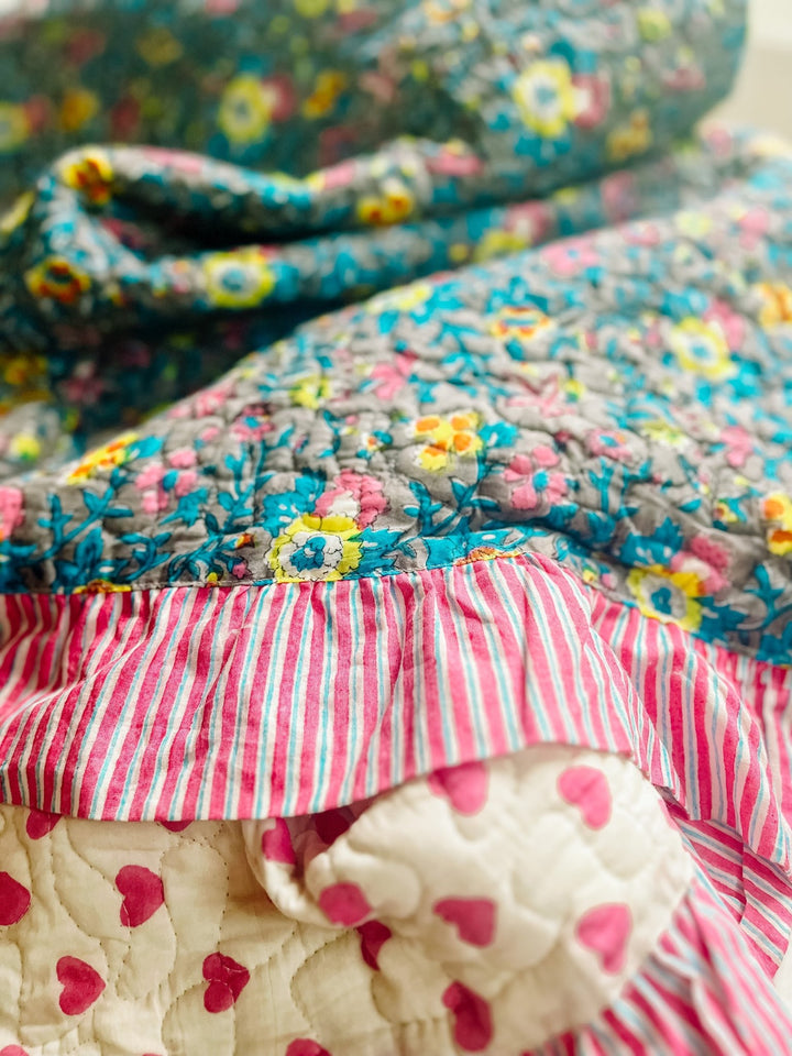 Handmade Block Print Scallop Bedspread | Lata Floral - Bombaby