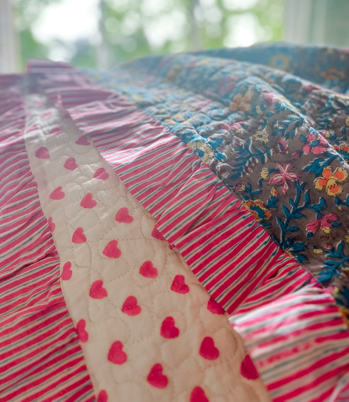 Handmade Block Print Scallop Bedspread | Lata Floral - Bombaby