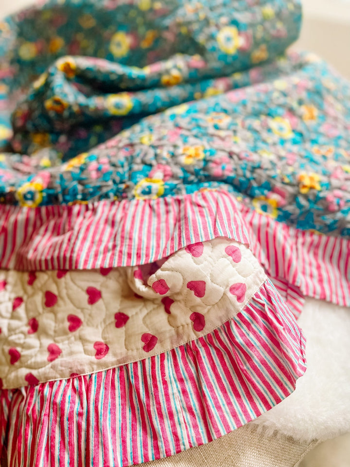 Handmade Block Print Scallop Bedspread | Lata Floral - Bombaby