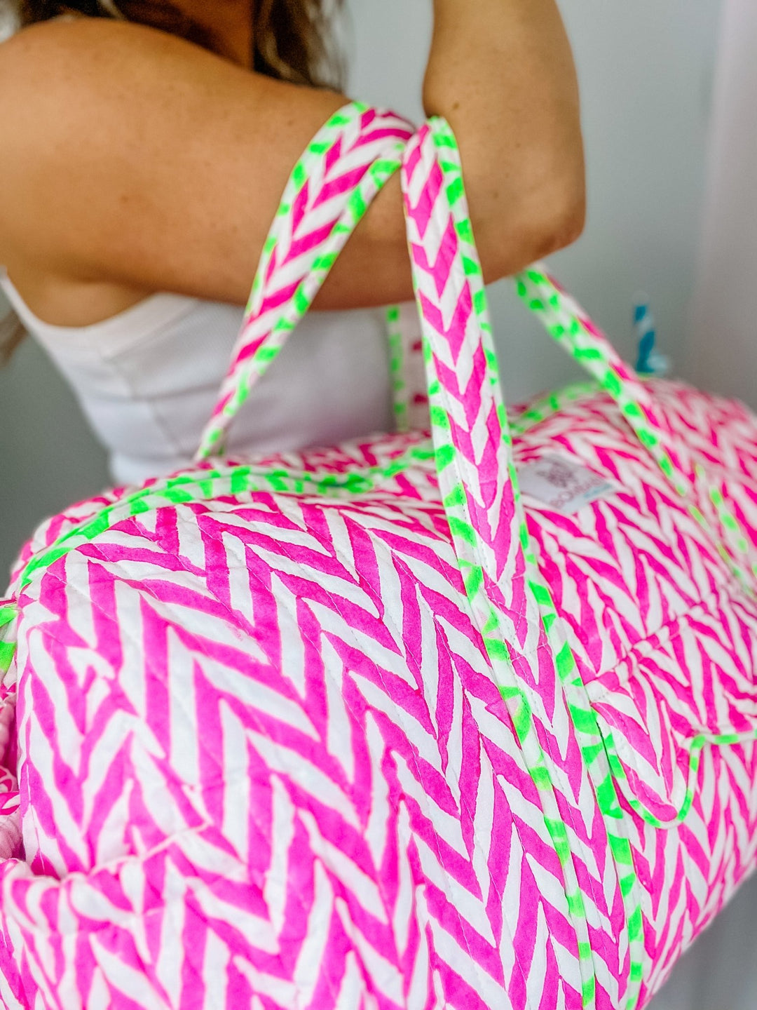 Handmade Quilted Weekend Bag | Neon Pink - Bombaby