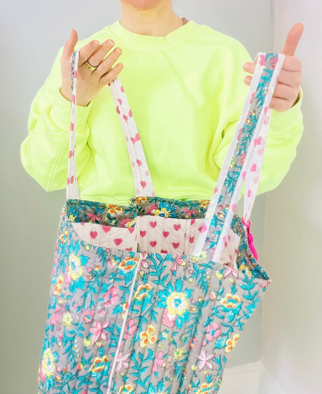 Handmade Reversible Quilted Tote Bags - Lata Floral & Hearts - Bombaby