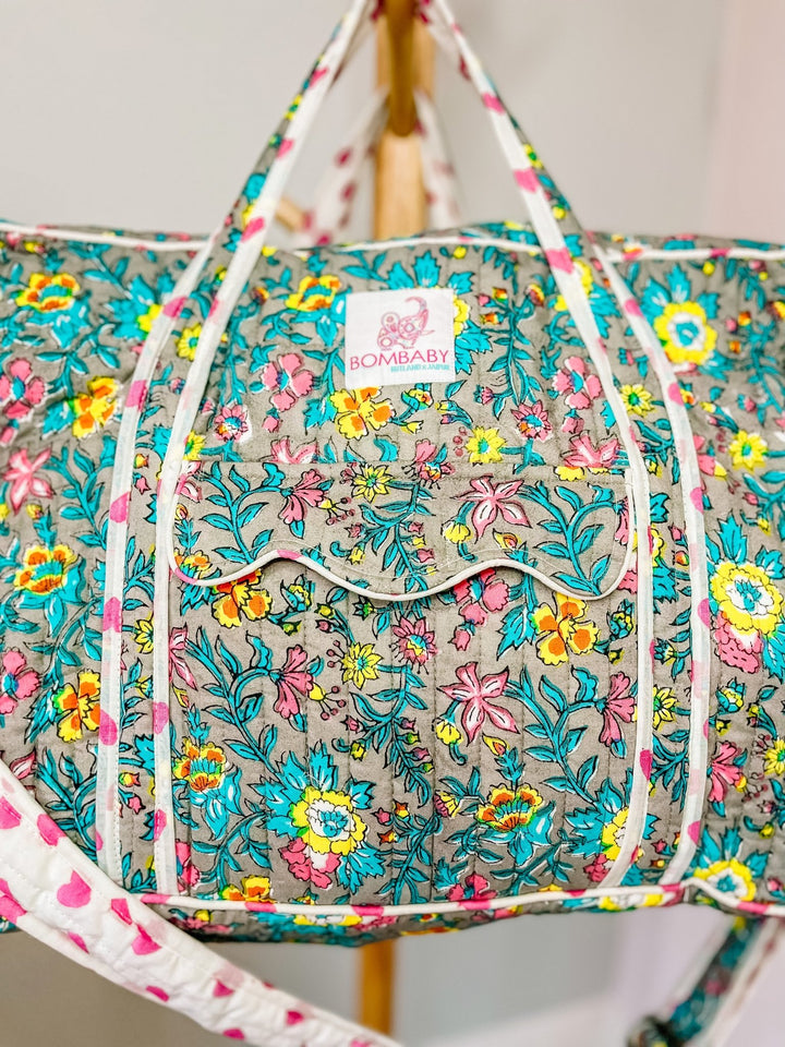 Quilted Large Weekend Bag - Lata Floral - Bombaby