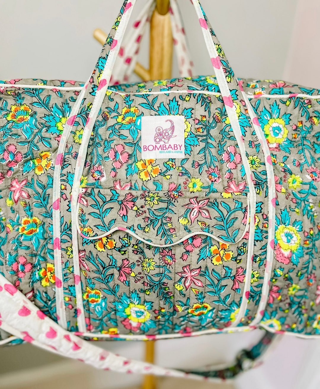 Quilted Large Weekend Bag - Lata Floral - Bombaby