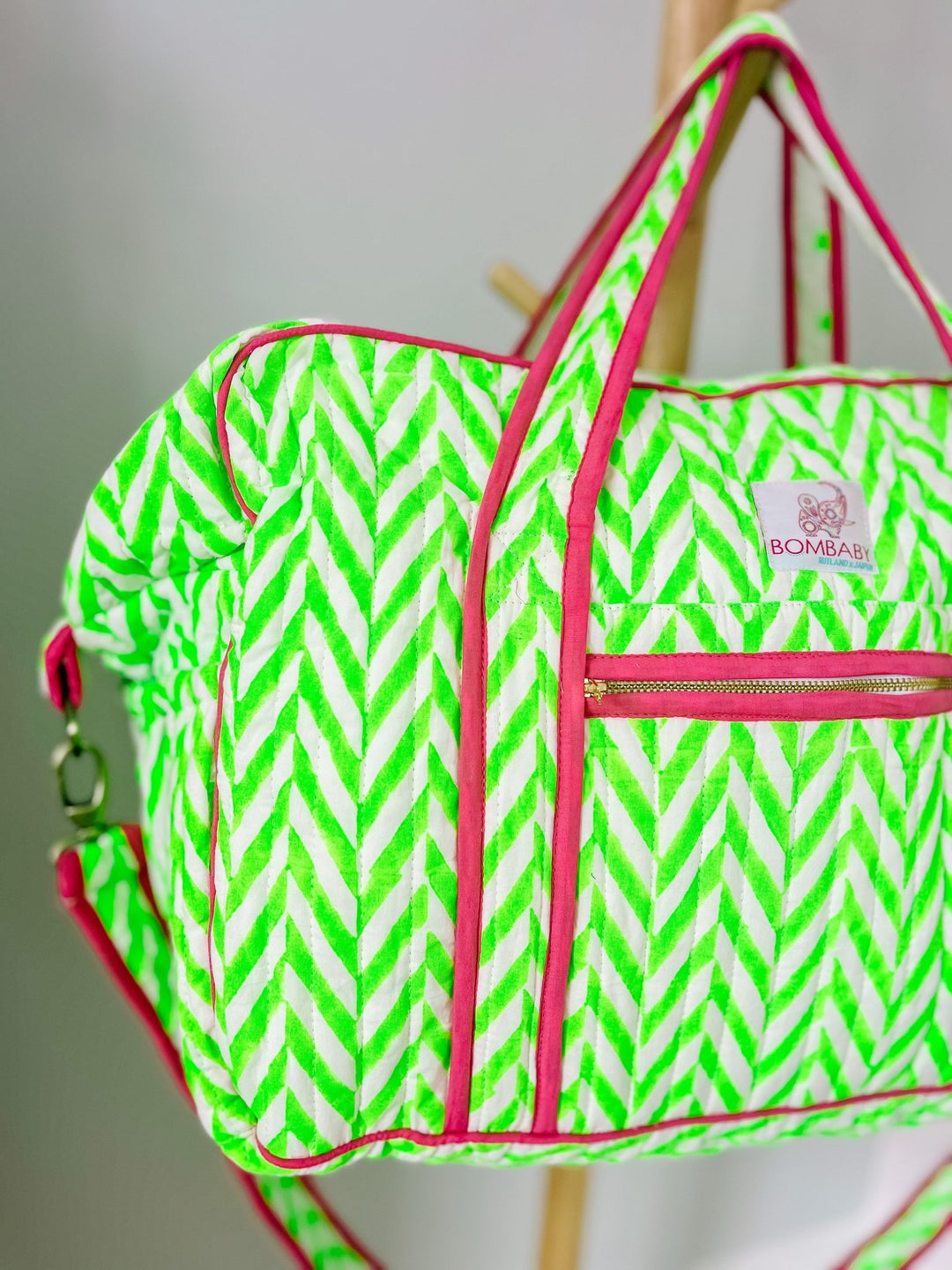 Quilted Large Weekend Bag - Neon Chevron - Bombaby