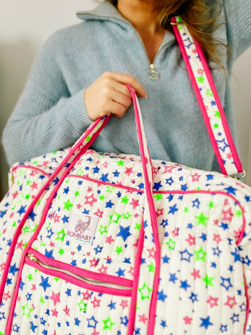Quilted Large Weekend Bag - Neon Stars - Bombaby