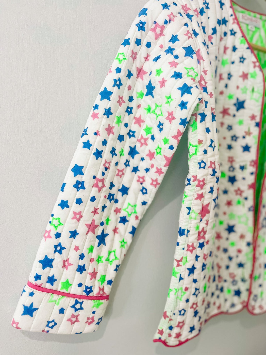 Quilted Scallop Jacket | Neon Stars - Bombaby