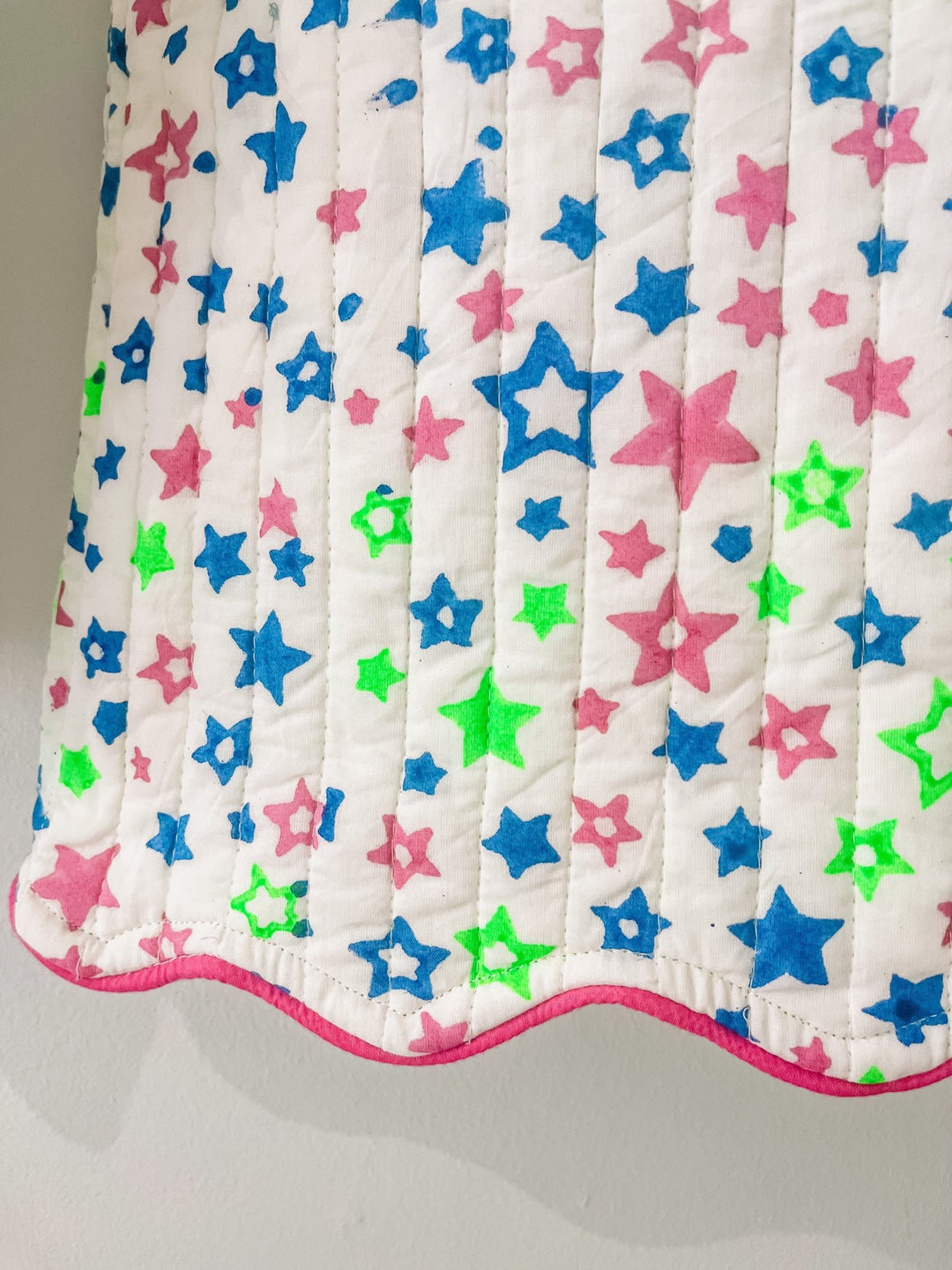 Quilted Scallop Jacket | Neon Stars - Bombaby