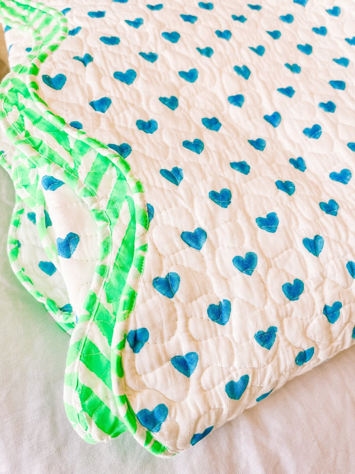 Quilted Throw | Heart Print ♥ - Bombaby