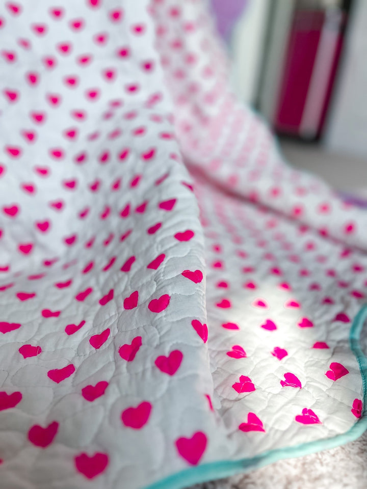 Quilted Throw | Pink Hearts - Bombaby