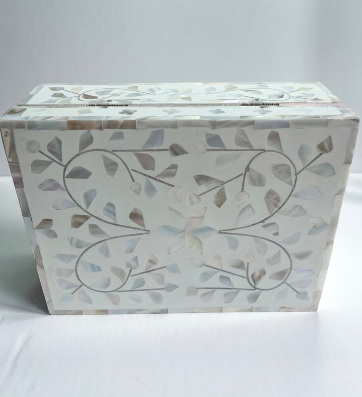 Sandy Shores | Small Mother of Pearl Jewellery Box - Bombaby