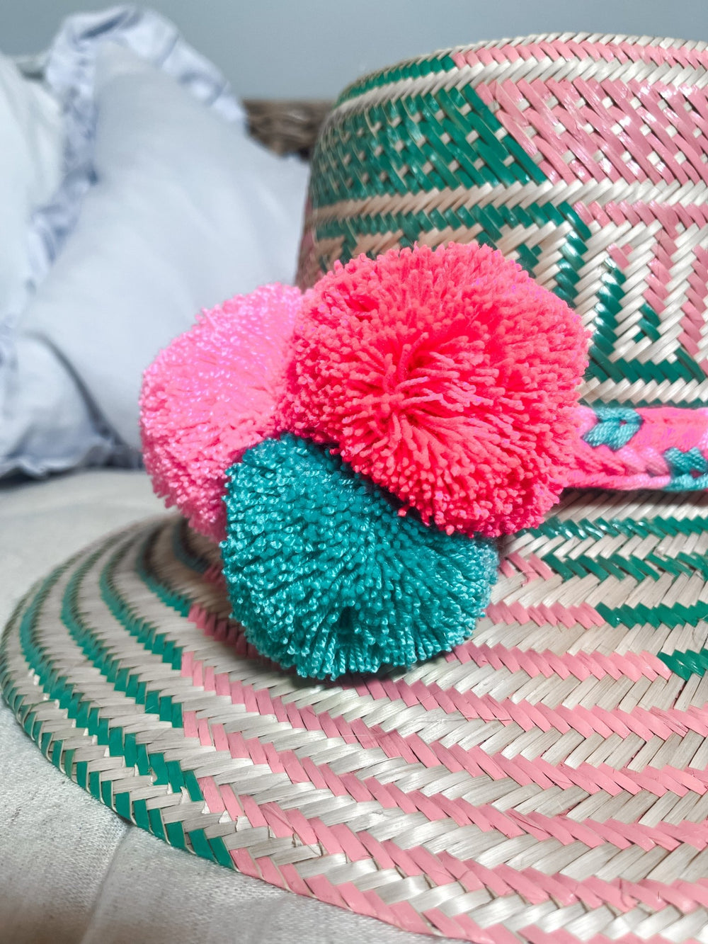 The Tutti | Handmade Wayuu Pompom Hat - Bombaby